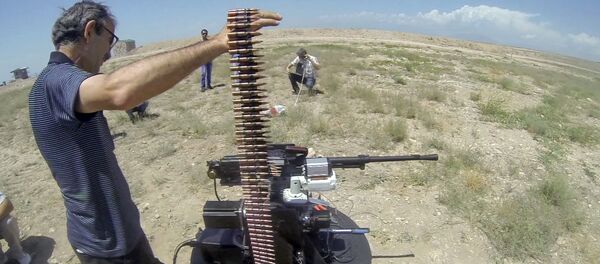 Испытания дистанционного пулемета в полевых условиях Испытания дистанционного пулемета в полевых условиях - Sputnik Արմենիա