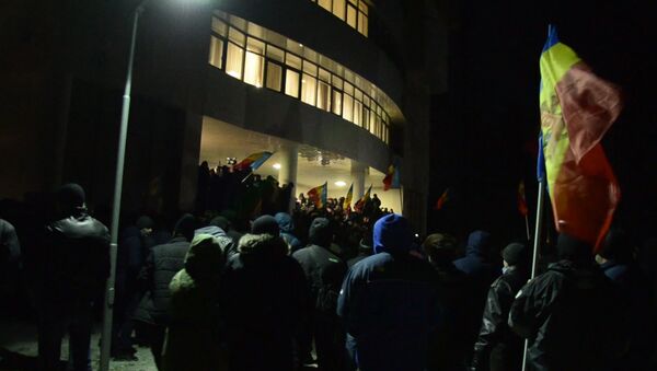 Спутник_Протесты в Кишиневе: митингующие в здании парламента и нападение на политика - Sputnik Армения