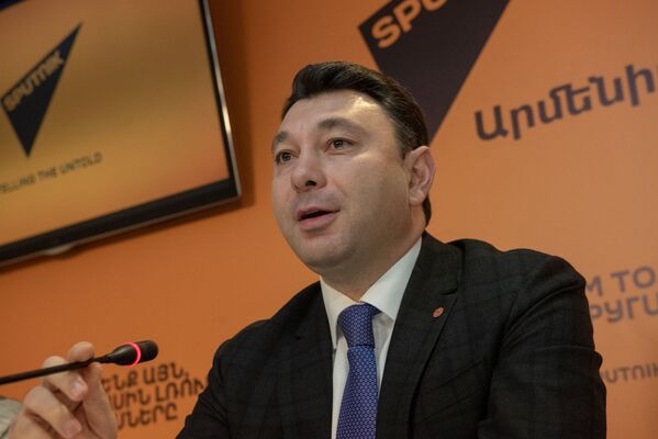 Эдуард Шармазанов на пресс-конференции в пресс-центре Sputnik Армения (29 января 2019). Еревaн - Sputnik Արմենիա