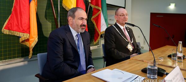 Премьер-министр Армении Никол Пашинян посетил Технический университет Кельна (31 января 2019). Кельн - Sputnik Армения