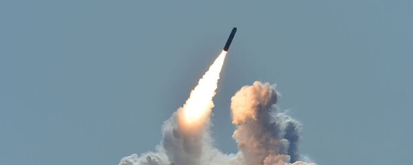 Запуск американской трёхступенчатой твердотопливной баллистической ракеты Трайдент - Sputnik Армения
