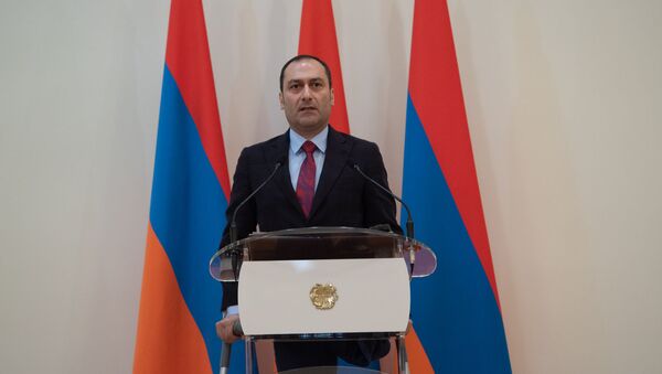 Министр юстиции Артак Зейналян во время принятия присяги правительства Армении (30 января 2019). Еревaн - Sputnik Արմենիա