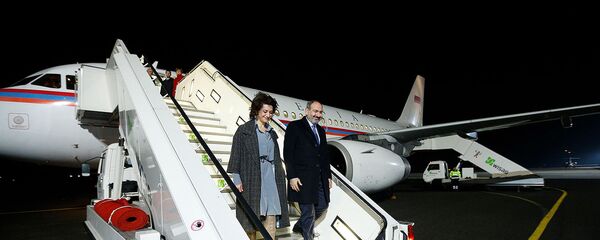 Премьер-министр Никол Пашинян с супругой Анной Акопян прибыли в Берлин (31 января 2019). Берлин Премьер-министр Никол Пашинян с супругой Анной Акопян прибыли в Берлин (31 января 2019). Берлин - Sputnik Արմենիա