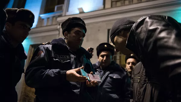 Участники протестного шествия требовали освобождения Геворга Сафаряна - Sputnik Армения