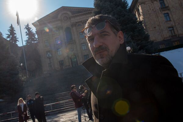 Макунц должна обнародовать запись: режиссер Ованнес Галстян объявил сухую голодовку - Sputnik Армения