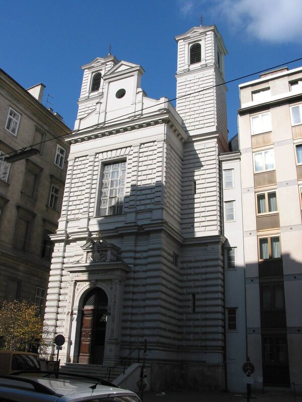 Браки армян с иностранцами и ликер: отец Ваан раскрыл секреты Монастыря мхитаристов в Вене - Sputnik Армения