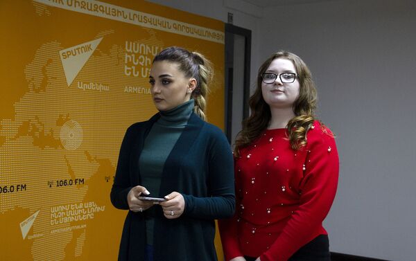Студенты в рамках проекта Sputnik МедиUS - Sputnik Армения