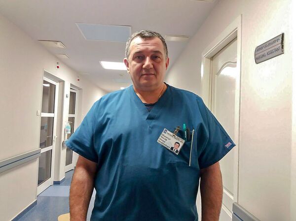 Останется ли Манвел Григорян в больнице? Директор медцентра о состоянии экс-депутата - Sputnik Армения