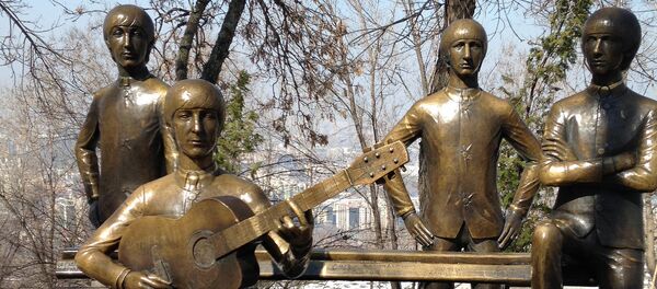 Скульптурная композиция группы Битлз в Алматы Скульптурная композиция группы Битлз в Алматы - Sputnik Армения