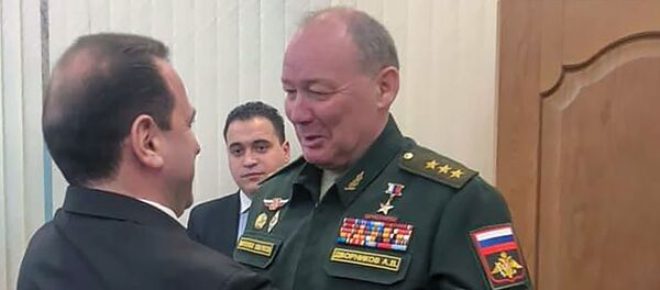 Встреча министра обороны Армении Давида Тонояна с командующим ЮВО, генерал-полковником Александром Дворниковым (9 февраля 2019). Москвa - Sputnik Армения