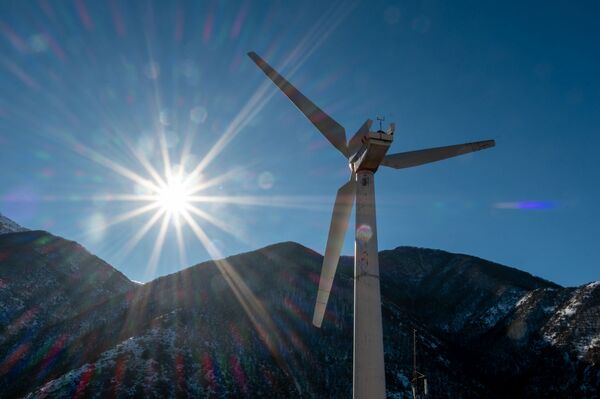 Как горцы приручили ветер: электростанция в Зангезурских горах и ее старый волшебник - Sputnik Армения