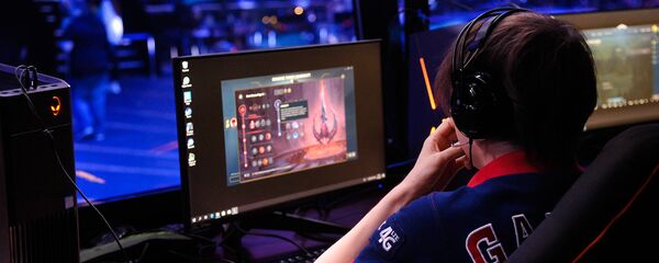 Гранд-финал Открытого кубка мэра Москвы по киберспорту (12 августа 2018). Москвa - Sputnik Армения