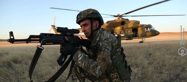 Военные учения армянских военнослужащих Военные учения армянских военнослужащих - Sputnik Արմենիա