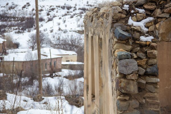 Если не будет хлеба… они угостят медом: чего мы не знали о самом маленьком городе Армении - Sputnik Армения