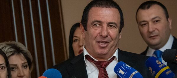 Руководитель фракции Процветающая Армения Гагик Царукян ответил на вопросы журналистов (12 февраля 2019). Еревaн Руководитель фракции Процветающая Армения Гагик Царукян ответил на вопросы журналистов (12 февраля 2019). Еревaн - Sputnik Արմենիա