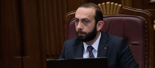 Спикер Национального Собрания Арарат Мирзоян на внеочередном заседании парламента Армении (12 февраля 2019). Еревaн - Sputnik Արմենիա