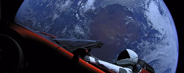 Ракета-носитель Falcon Heavy компании SpaceX успешно стартовала с мыса Канаверал Ракета-носитель Falcon Heavy компании SpaceX успешно стартовала с мыса Канаверал - Sputnik Армения