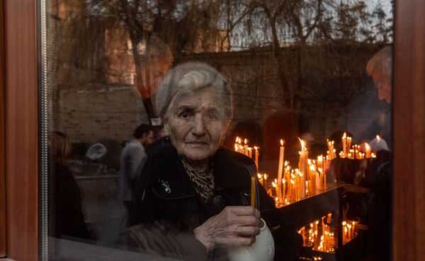 Языческий Трндез в христианской Армении - кто и почему отмечает огненный праздник - Sputnik Армения