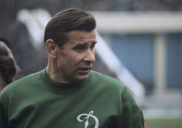 Лев Яшин готовил контригру по безошибочной схеме: Саркис Овивян о легенде футбола Лев Яшин готовил контригру по безошибочной схеме: Саркис Овивян о легенде футбола - Sputnik Армения