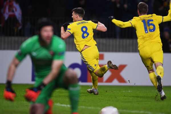 Белорусы обыграли лондонский Арсенал: и Мхитарян не помог - Sputnik Армения