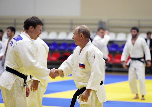 День рождения Путина: самые оригинальные подарки российского президента - Sputnik Армения