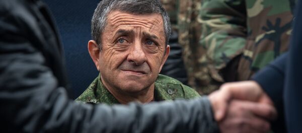 Члены Союза ветеранов войны в Афганистане возложили цветы к обелиску Героям Афганской войны (15 февраля 2019). Еревaн Члены Союза ветеранов войны в Афганистане возложили цветы к обелиску Героям Афганской войны (15 февраля 2019). Еревaн - Sputnik Արմենիա