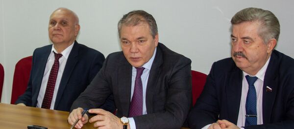 Леонид Калашников на пресс-конференции - Sputnik Արմենիա