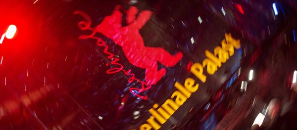 Вход в Театр на Потсдамской площади, место проведения 69-го Берлинского кинофестиваля Берлинале - 2019. - Sputnik Армения