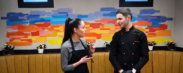 В гостях у шеф-повара: как приготовить куриную грудку гриль - Sputnik Армения