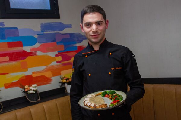 Вкусная Армения: от такой курочки у вас слюнки потекут – рецепт нарасхват - Sputnik Армения