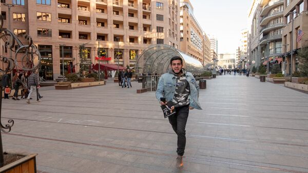 Ереванцы скоро попробуют черное мясо Тимати: фан-квест завершился - Sputnik Армения