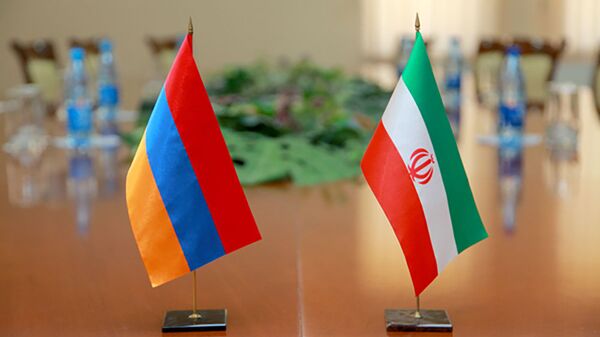 Իրանի և Հայաստանի դրոշները - Sputnik Արմենիա