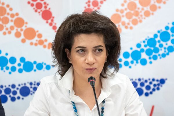 «Վախենում էի, որ կծիծաղեն ինձ վրա». Հակոբյանը`քննադատության հանդեպ իր վերաբերմունքի մասին - Sputnik Արմենիա