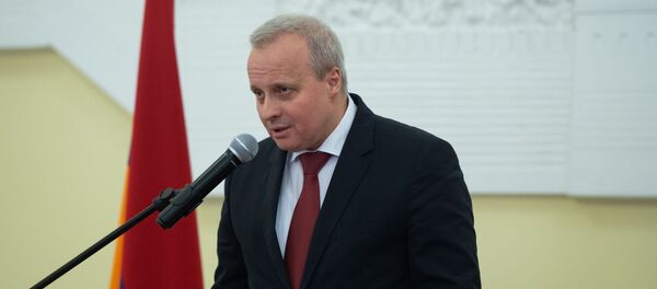 Речь чрезвычайного и полномочного посла России Сергея Копыркина во время приема в посольстве, приуроченном к 23 февраля (21 февраля 2019). Еревaн Речь чрезвычайного и полномочного посла России Сергея Копыркина во время приема в посольстве, приуроченном к 23 февраля (21 февраля 2019). Еревaн - Sputnik Արմենիա