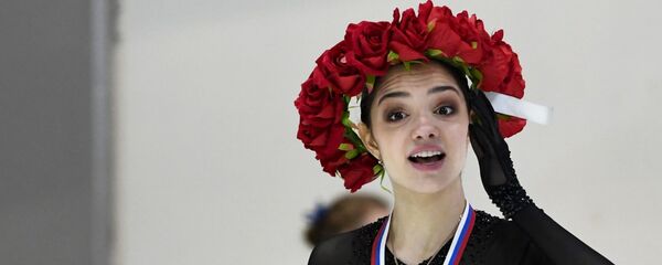 Завоевавшая золотую медаль Кубка России Евгения Медведева (22 февраля 2019). Нижний Новгород - Sputnik Армения