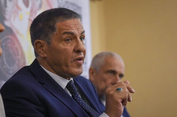 Նասերին «ամոթանք կտա» հայ ընկերներին. «տաքսիստը» երազում է խաղալ Մանուշյանի մասին ֆիլմում Նասերին «ամոթանք կտա» հայ ընկերներին. «տաքսիստը» երազում է խաղալ Մանուշյանի մասին ֆիլմում - Sputnik Արմենիա