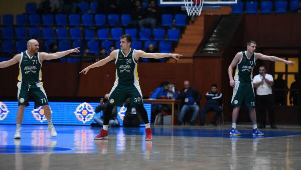 Баскетбольный матч между командами Урарту Виваро (Ереван) и Арсенал (Тула) во время кубка ЕАЭС по баскетболу (26 февраля 2019). Еревaн - Sputnik Армения