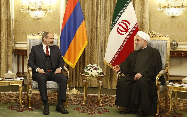 Встреча премьер-министр Армении Никола Пашиняна и президента Ирана Хасана Рухани (27 февраля 2019). Тегеран - Sputnik Армения