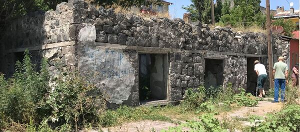 Дом Егише Чаренца в Карсе - Sputnik Արմենիա