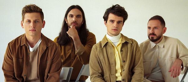 Музыкальная группа Brunettes Shoot Blondes - Sputnik Արմենիա