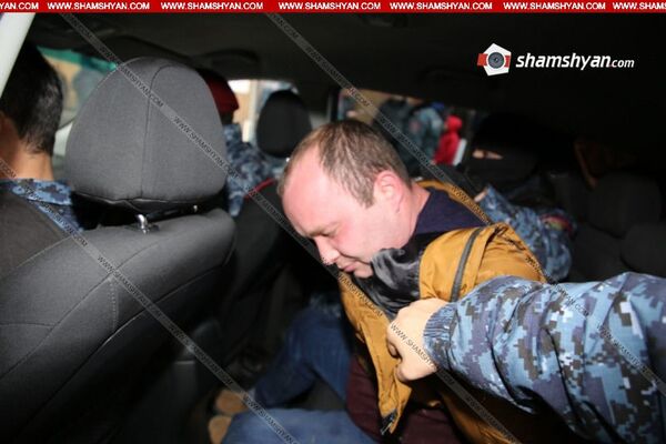 Օպերացիա Երևանում. սպառնացել է հրապարակել ինտիմ լուսանկարներն ու «փռվել ասֆալտին»  - Sputnik Արմենիա