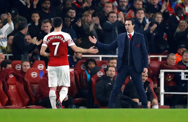 Ինչպես Հենրիխ Մխիթարյանի փայլը ստվերեց «Բորնմուտին». Էմերին վստահում է հայ ֆուտբոլիստին Ինչպես Հենրիխ Մխիթարյանի փայլը ստվերեց «Բորնմուտին». Էմերին վստահում է հայ ֆուտբոլիստին - Sputnik Արմենիա