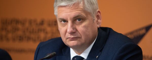 Сергей Маркедонов на пресс-конференции по теме открытия первой международной научно-образовательной школы в Дилижане - Sputnik Армения
