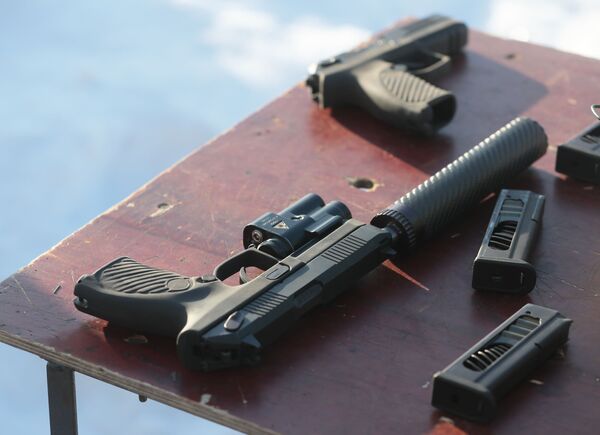 Самозарядное чудо России: боевой Удав превосходит пистолет Макарова - Sputnik Армения