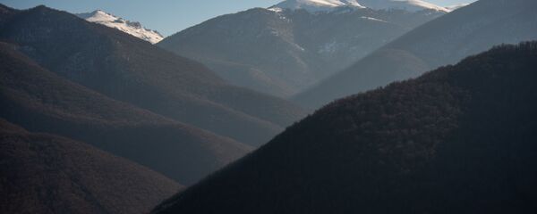 Горы в Сюникском районе Горы в Сюникском районе - Sputnik Армения