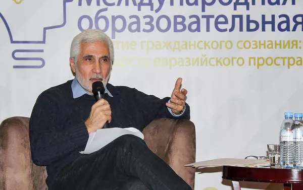 Открытие Международной научно-образовательной школы Развитие гражданского сознания: опыт государств евразийского пространства (28 февраля 2019). Дилижан Открытие Международной научно-образовательной школы Развитие гражданского сознания: опыт государств евразийского пространства (28 февраля 2019). Дилижан - Sputnik Армения