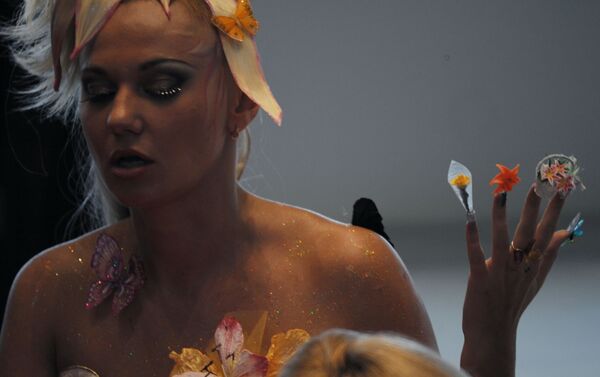 Американец научил, как вычислить ту самую по маникюру: инструкцию перепостила вся сеть Американец научил, как вычислить ту самую по маникюру: инструкцию перепостила вся сеть - Sputnik Армения