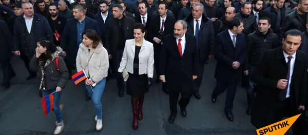 Երևանում Մարտի 1-ի զոհերի հիշատակին նվիրված երթ անցկացվեց - Sputnik Արմենիա