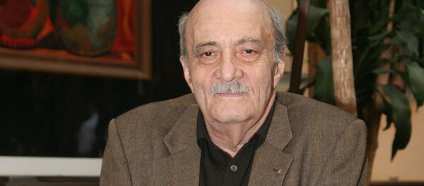 Кинорежиссер Георгий Данелия во время презентации новых работ Зураба Церетели цикла Мои современники (20 апреля 2009). Москвa Кинорежиссер Георгий Данелия во время презентации новых работ Зураба Церетели цикла Мои современники (20 апреля 2009). Москвa - Sputnik Արմենիա