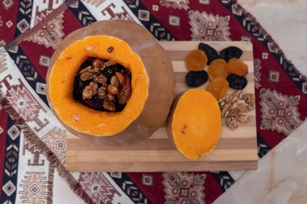 Вкусная Армения: отличное армянское блюдо, без которого не обходится ни одно застолье Вкусная Армения: отличное армянское блюдо, без которого не обходится ни одно застолье - Sputnik Армения